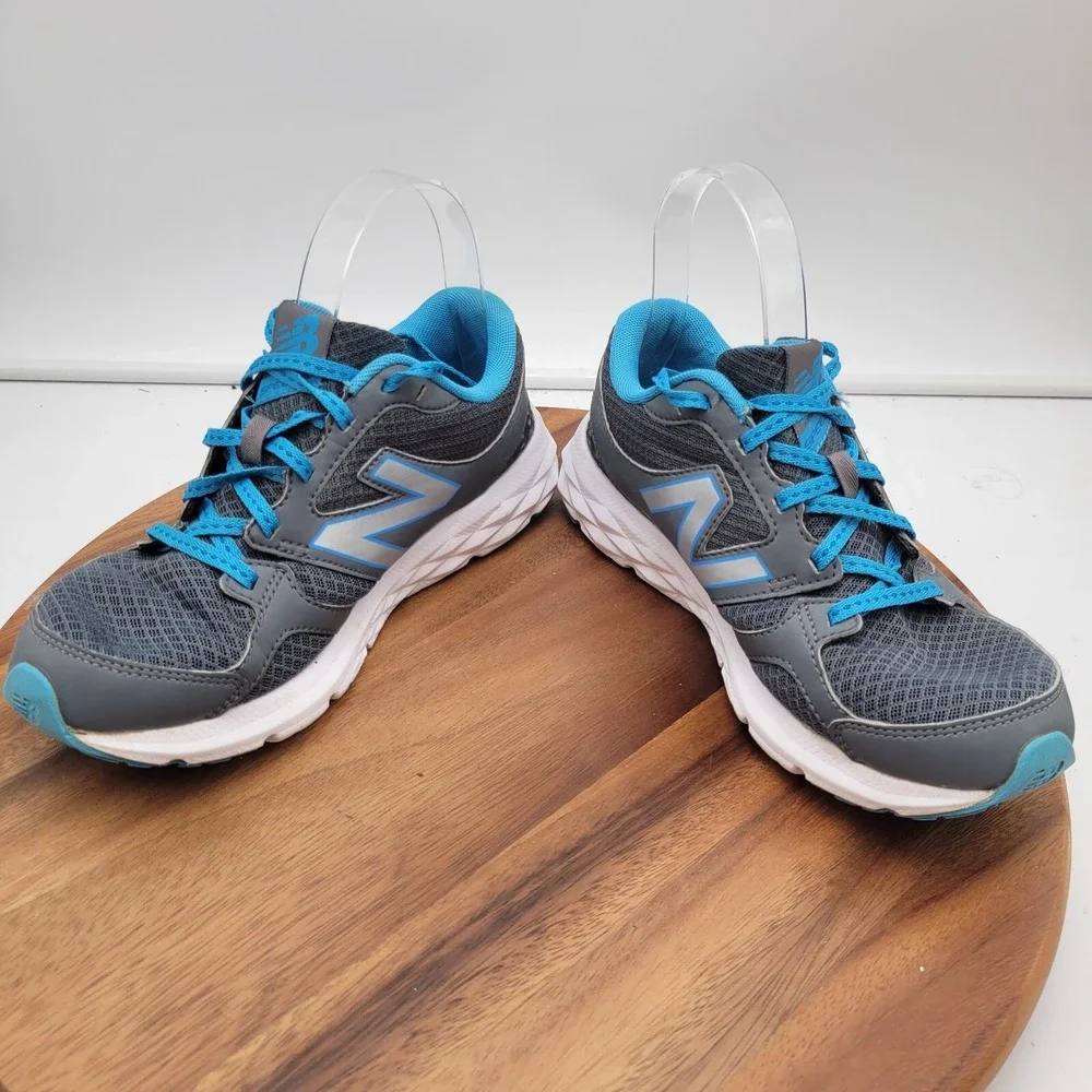 New Balance 490v3 Running Shoes‎ Womens Size 7 Athletic Blue White Sneakers